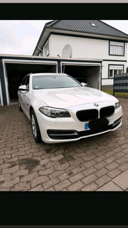 Image of BMW 530