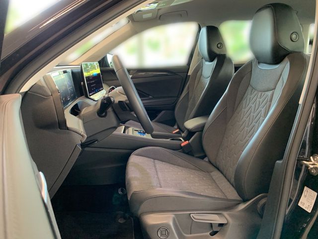 Tiguan 2.0 TDI LIFE LED+KAMERA+AHK+NAVI+DCP+APP+