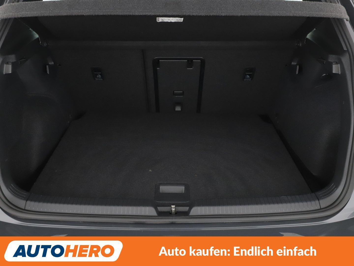 Volkswagen Golf VIII 1.5 eTSI ACT R-Line, миниатюра 16