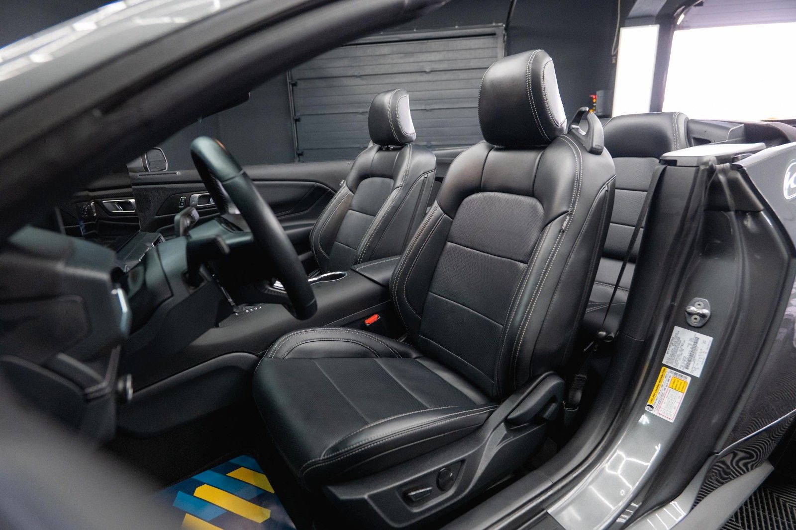 Fahrzeugabbildung Ford Mustang GT Cabrio DARK HORSE PREMIUM MY2024 LED