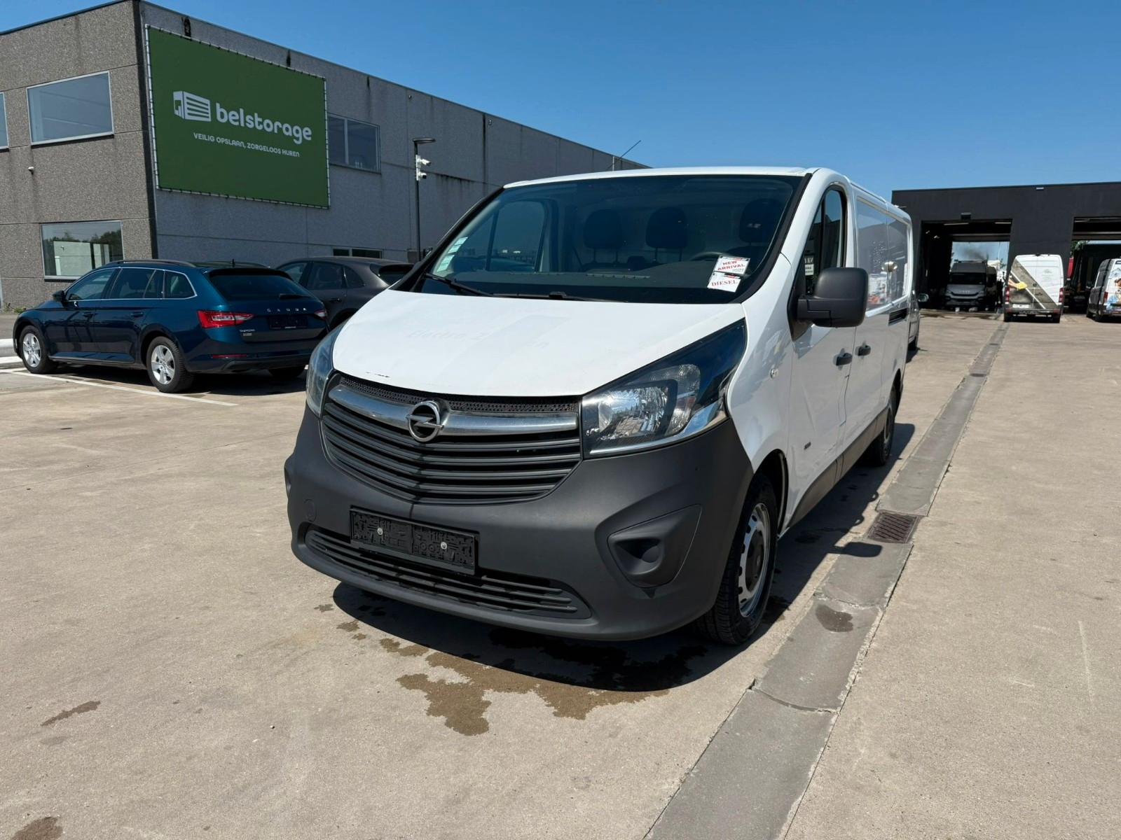 Opel Vivaro cdti 2900 (Stock ID 10321)