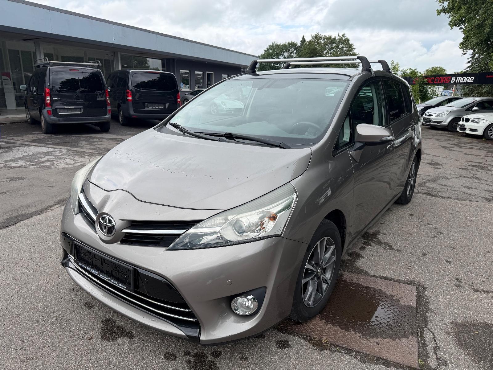 Toyota Verso SkyView Edition 1,6 D-4D/Pano,Kamera,Ahk
