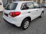 Suzuki Vitara 1.6 Club 4x2 Klima/ Telefon/Allwetter - Suzuki Vitara: Club