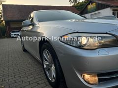 BMW 520d Luxury-Line Automatik*HUD*Leder*S-Dach*VOLL