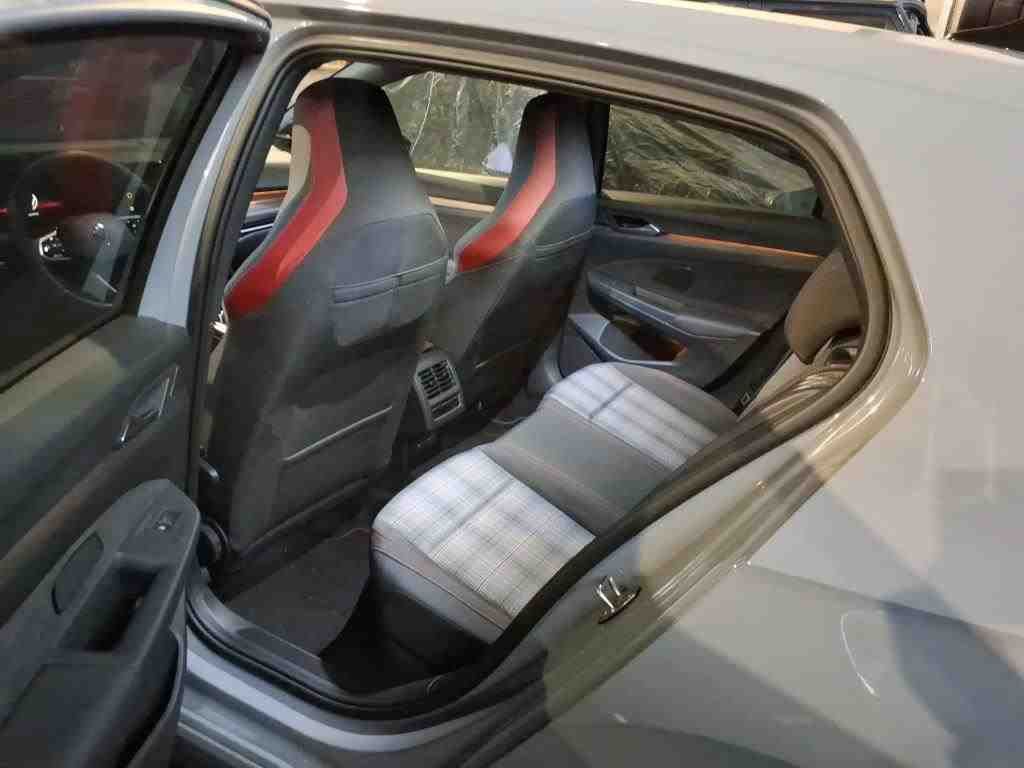 Volkswagen Golf - Bild 9