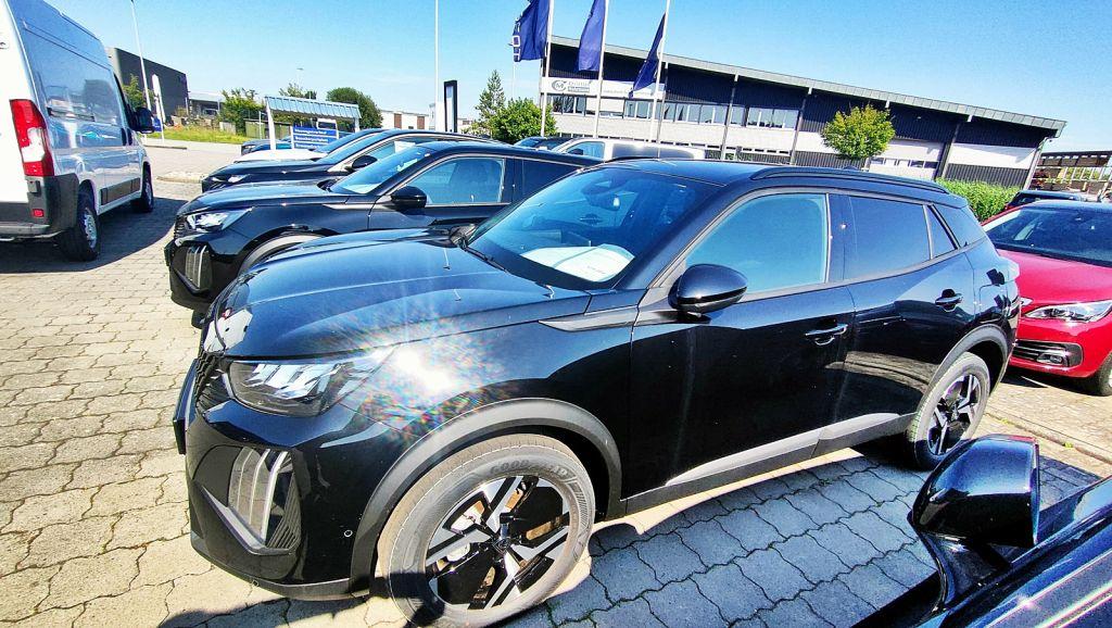 Peugeot 2008 Benzin 100 Allure