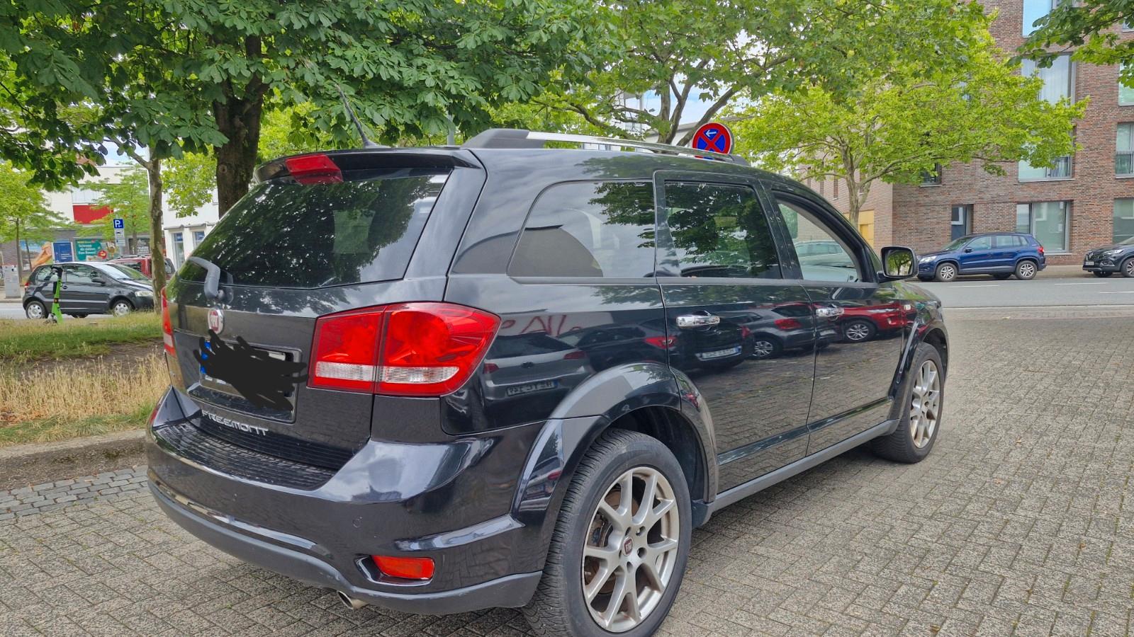Fiat Freemont 2.0 16V 4x4 7Sitze 