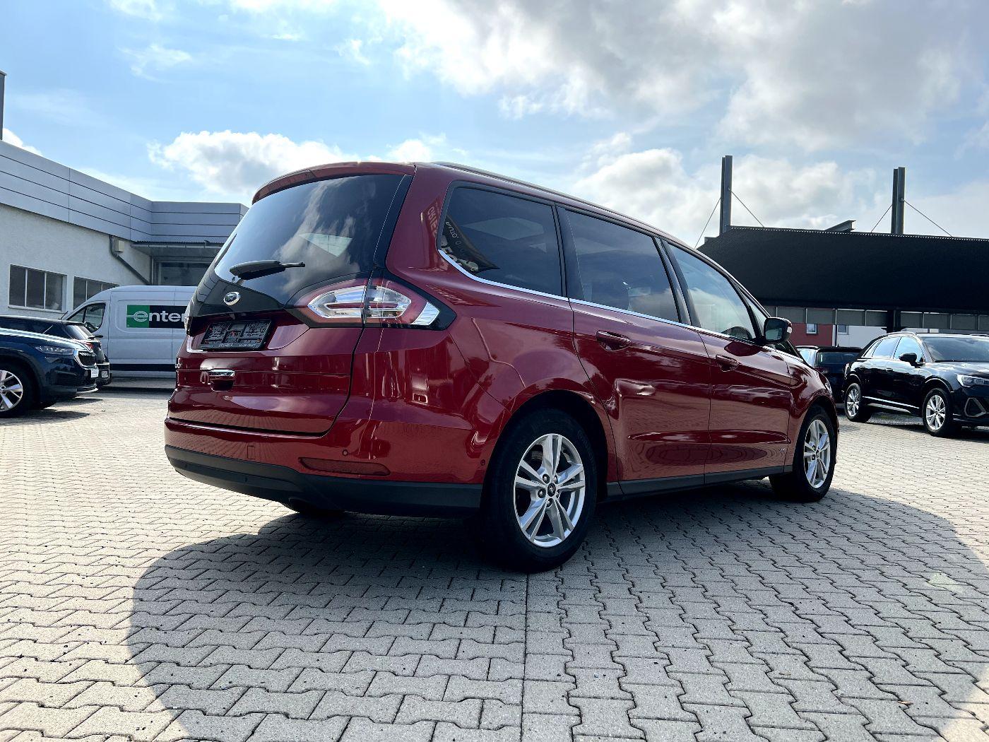 Ford Galaxy 2.0 EcoBlue AWD Titanium LED Nav AHK Pano