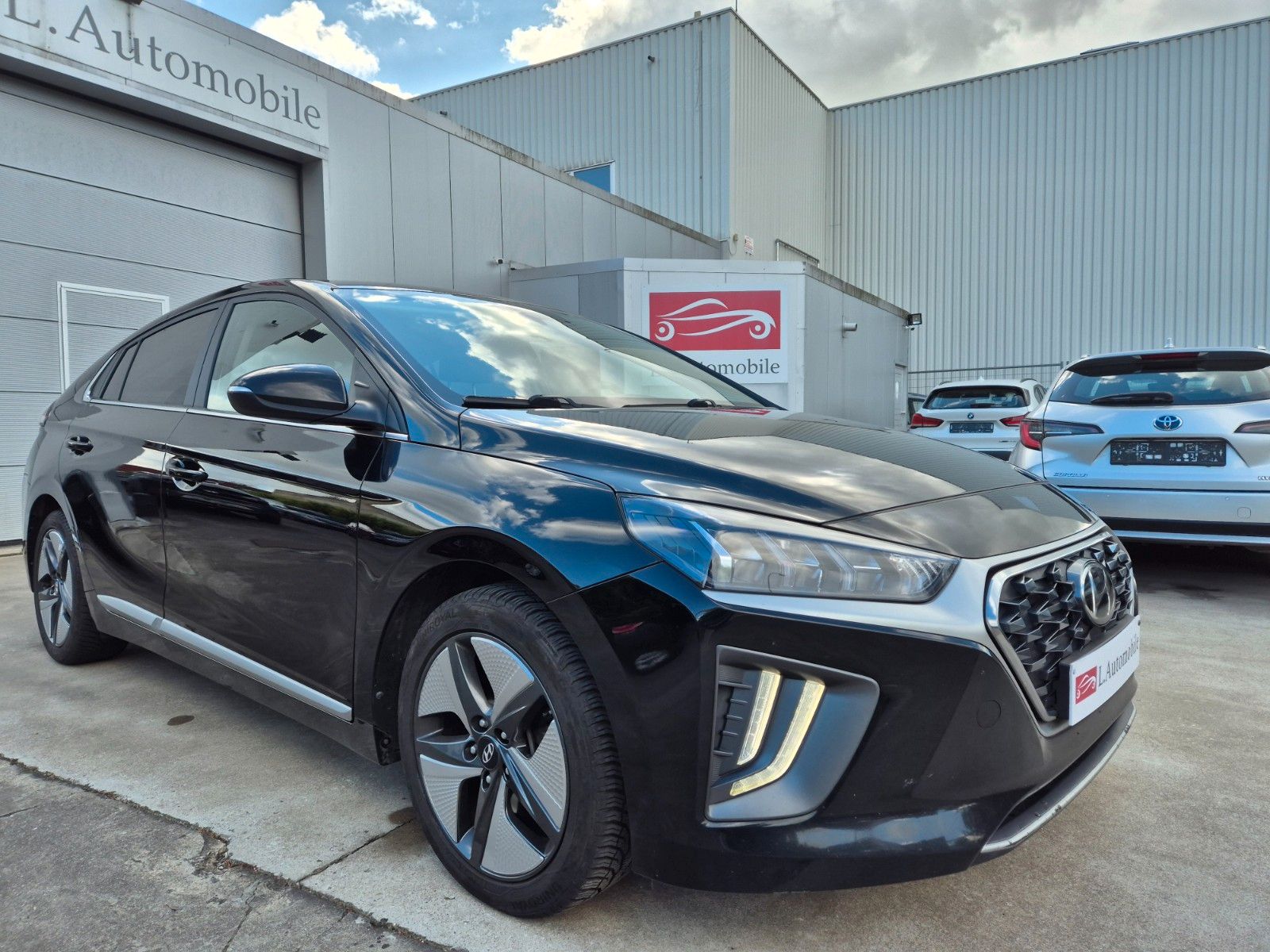 Hyundai IONIQ 1.6 GDi HEV // HYBRID // 2022 !! imagem 2