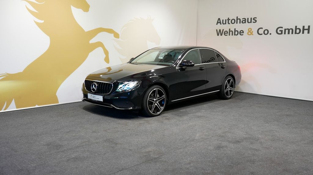 Mercedes-Benz E 200