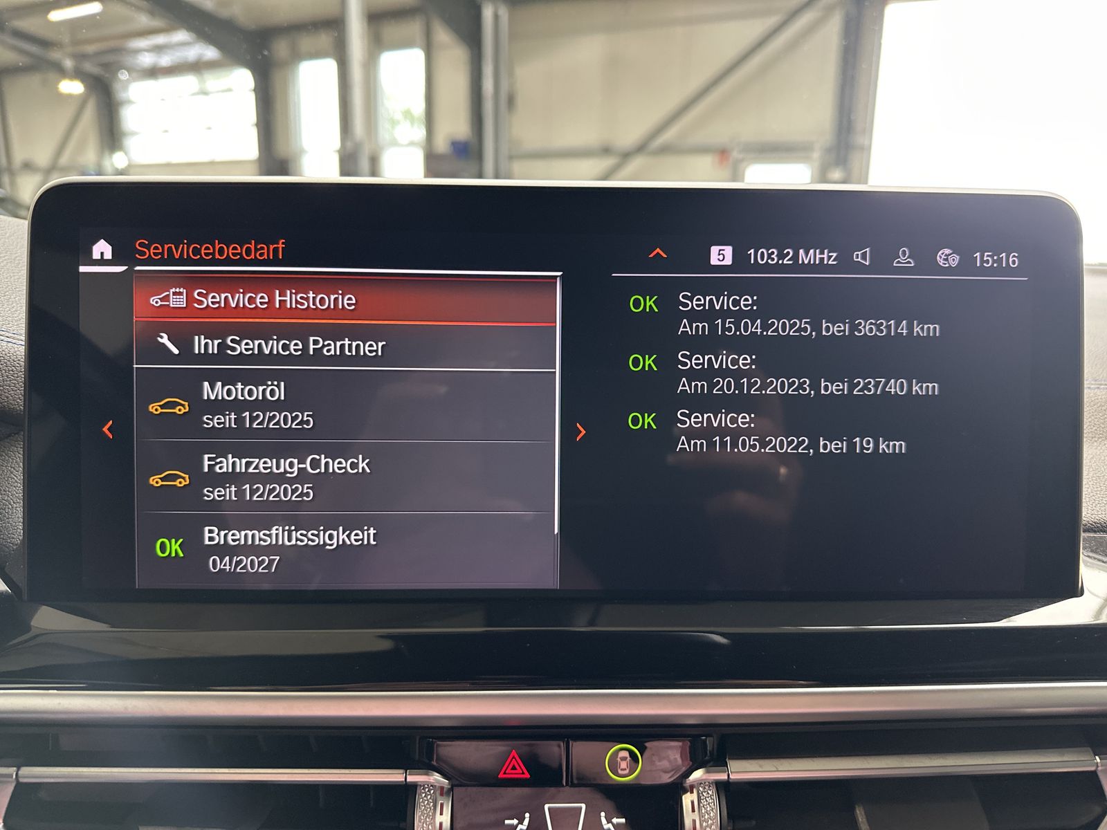 Fahrzeugabbildung BMW X3 xDrive20d M-Sport NAV+LASER+PANO+HUD+20ZO+KAM