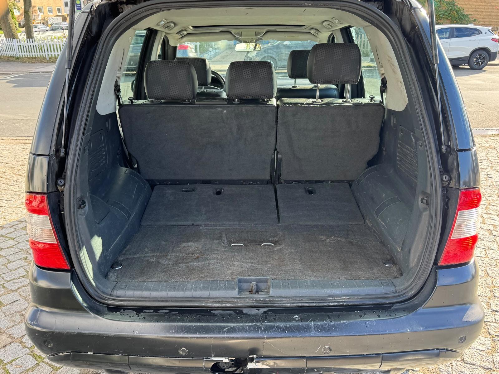 Mercedes-Benz ML270 2004 — photo 10