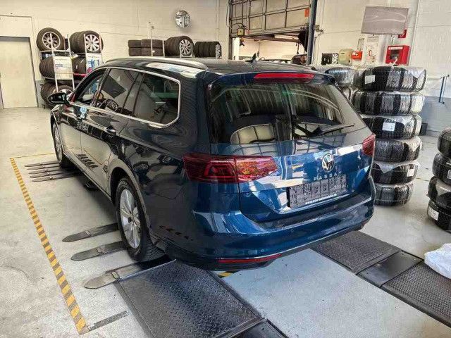 Volkswagen Passat Variant - Bild 5