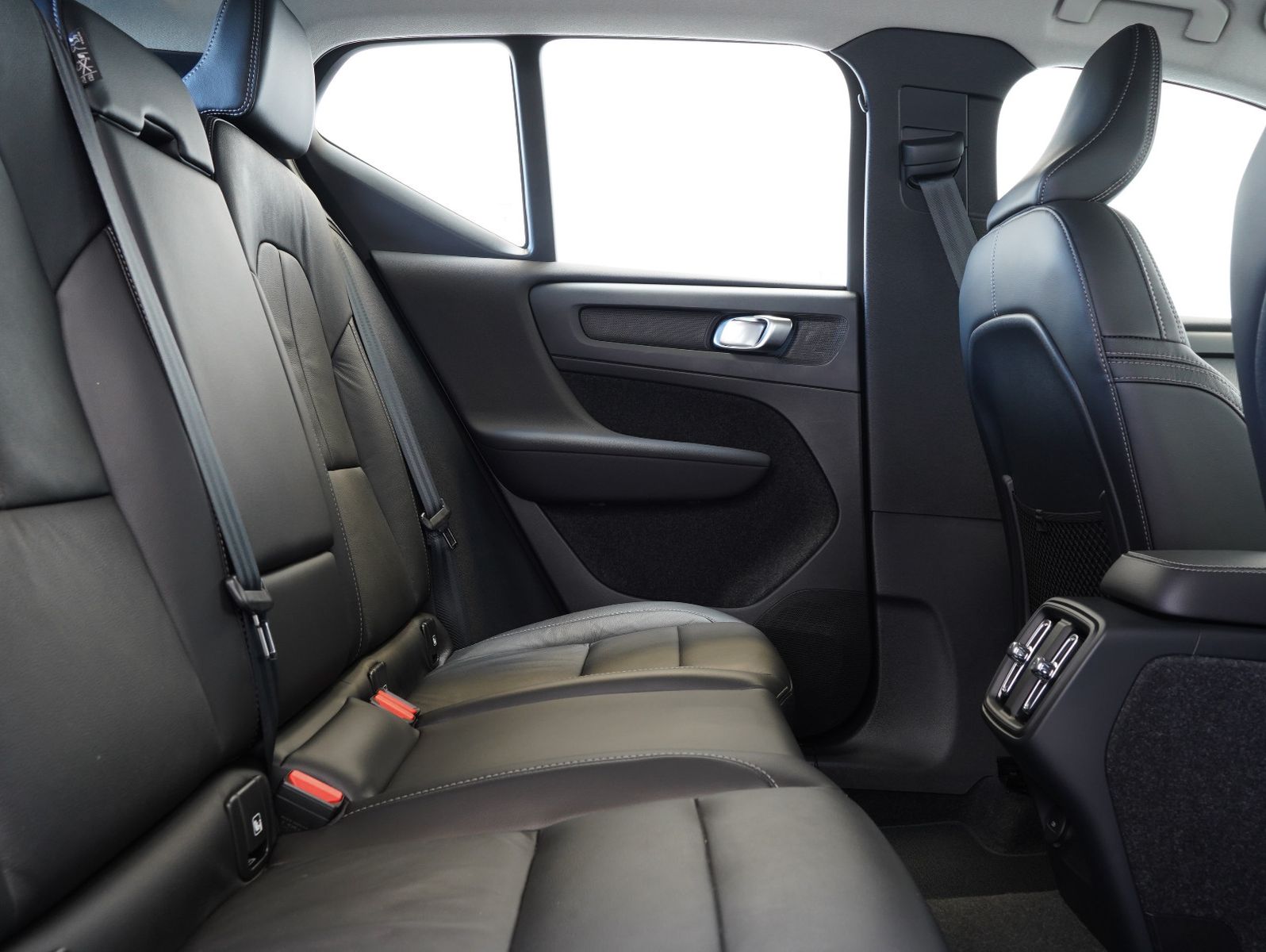 Fahrzeugabbildung Volvo XC40 B4 B Inscription LED/NAVI/ACC/LEDER/360°