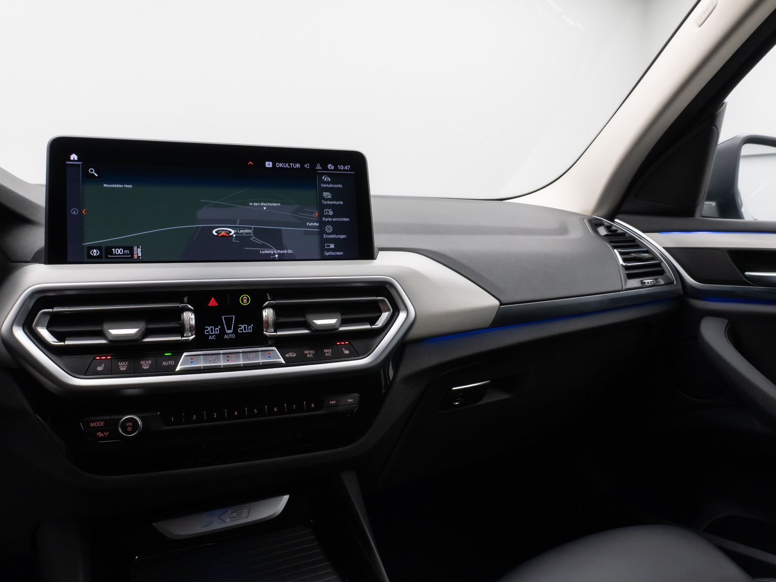 Fahrzeugabbildung BMW X3 xD30d 360°Laser HUD HiFi AHK Komfort Sport