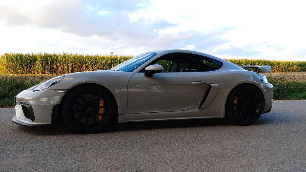 Image of Porsche Cayman