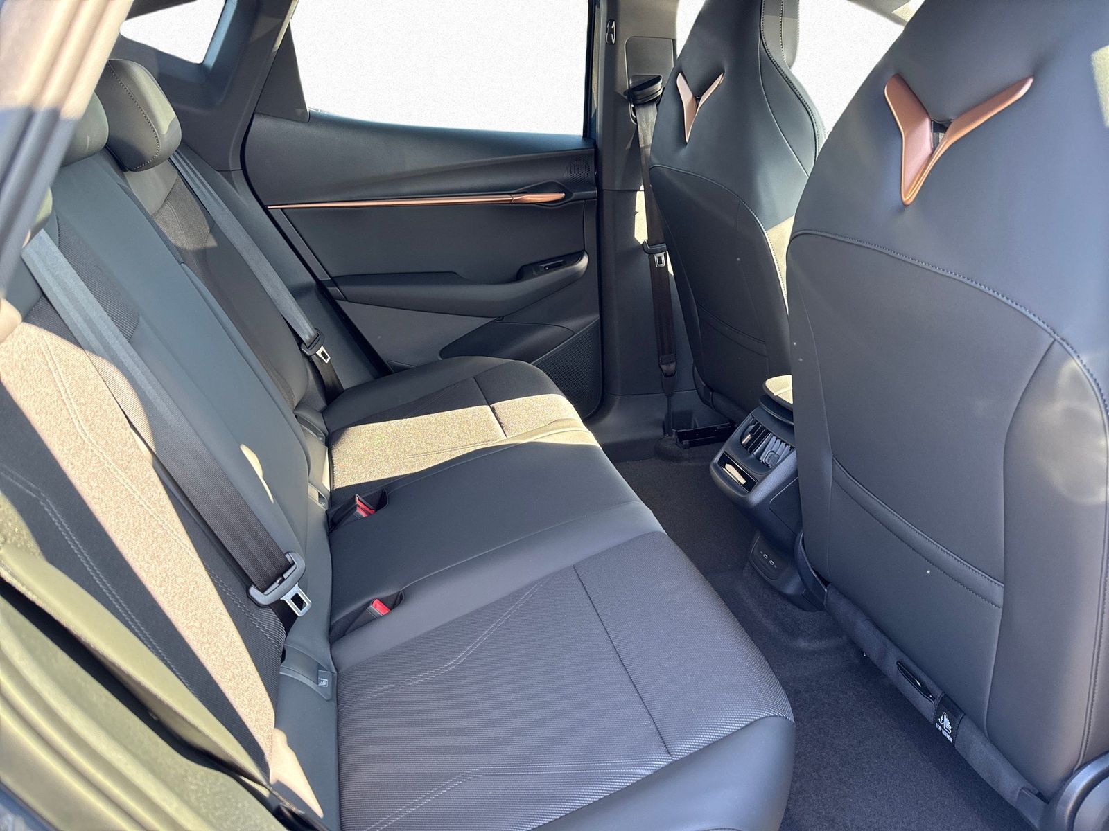 Cupra Tavascan - Bild 10