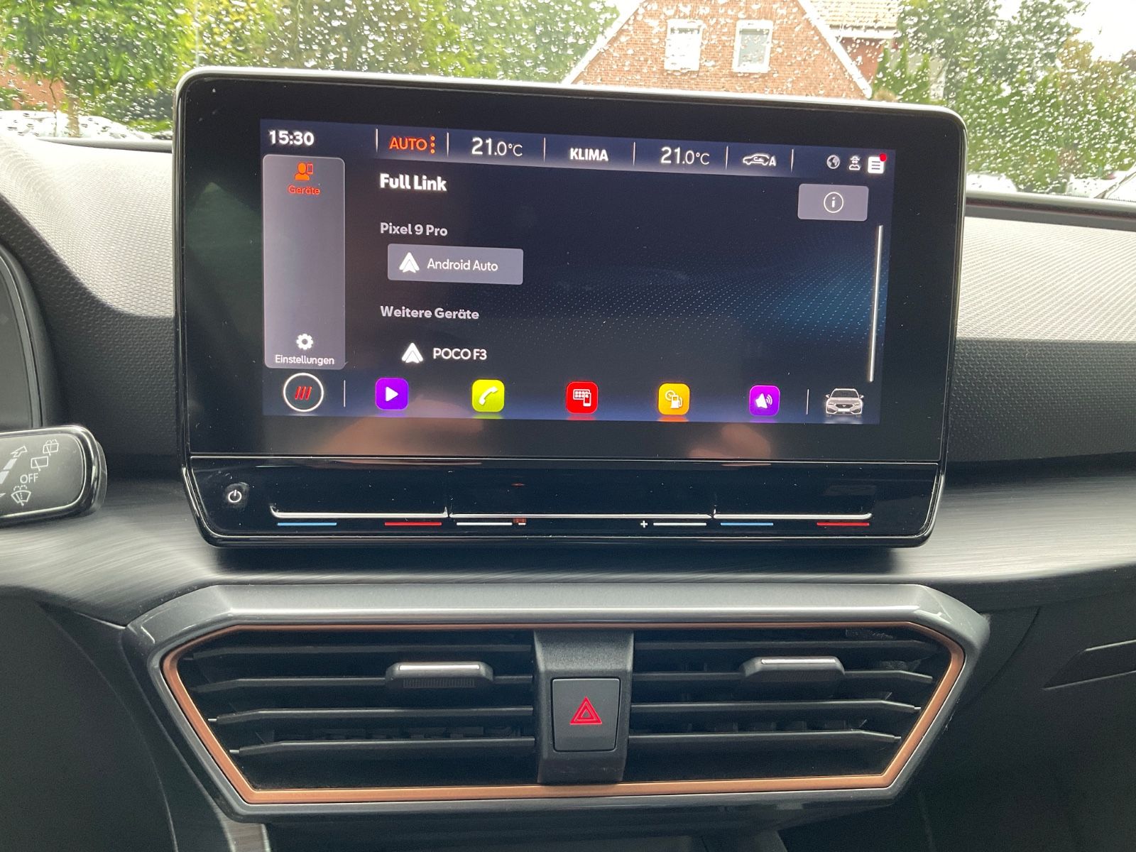 Fahrzeugabbildung CUPRA Leon Sportstourer 1.5 eTSI DSG,Kamera,18,LED