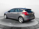 Ford Focus 1.6 Ti-VCT Automatik PDC CarPlay Sitzheiz. - Ford Focus: 1.6