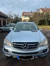 Mercedes-Benz Mercedes ML 280 Automatik - Mercedes-Benz ML 280 von privat