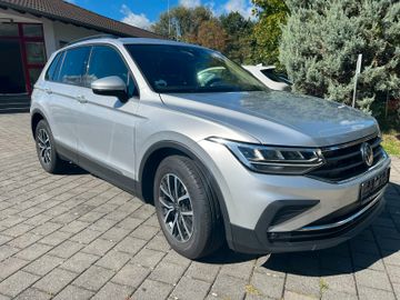 Volkswagen Tiguan - 2