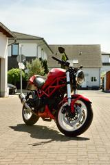 Ducati Monster 695, BJ 2007, 44.000 km, viel Zubehör - Angebote