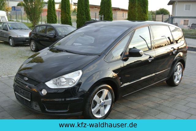 Ford S-Max S-MAX Titanium 7-Sitzer Bi-Xenon PDC