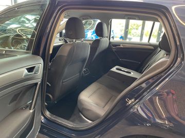 Volkswagen Golf VII 1.8 TSI ACT Advance *TEMPOMAT*PDC*KLIMA
