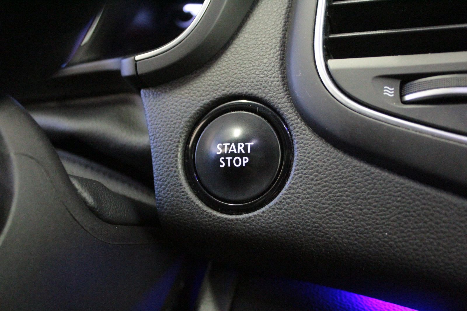 Fahrzeugabbildung Renault Talisman ENERGY TCe 200 EDC Intens Grandtour
