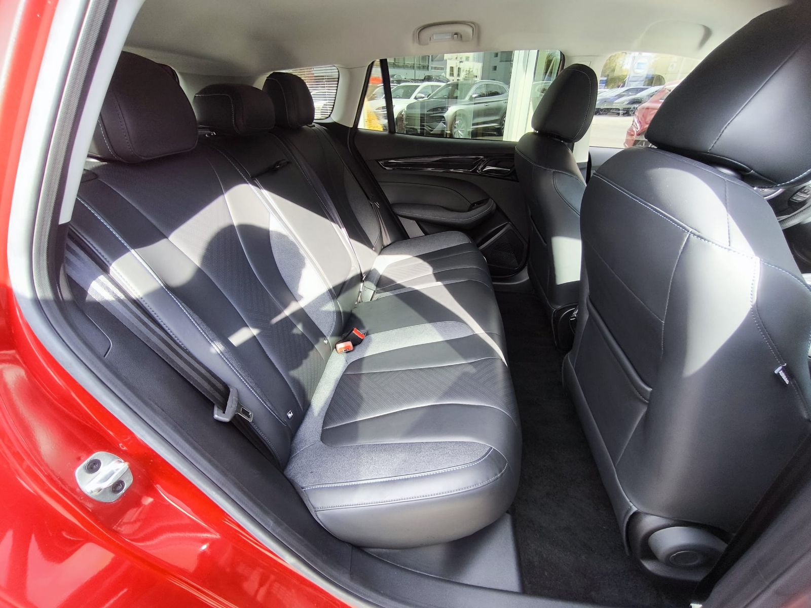 Fahrzeugabbildung MG 5 61 KWH Luxury NAVI+LEDER+SHZ+LED+DAB+ACC+360°