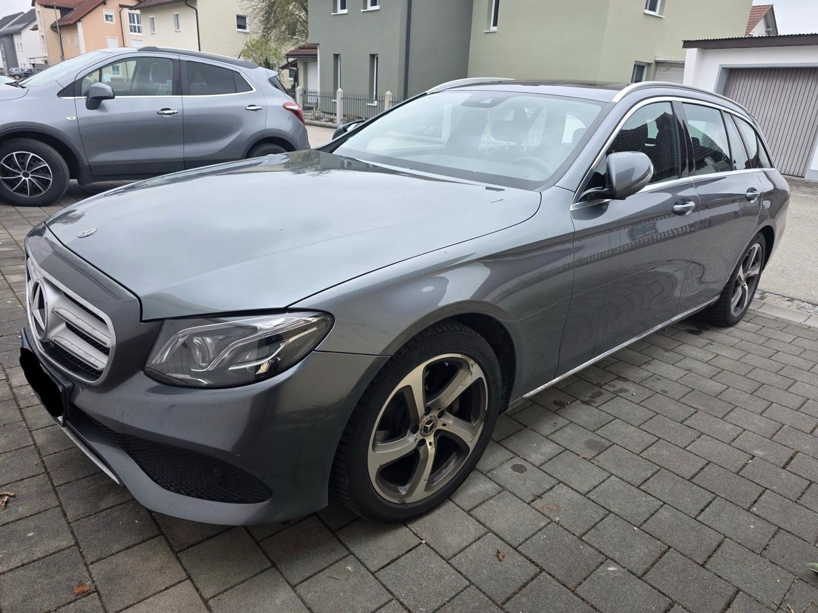 MERCEDES-BENZ Mercedes-Benz E220d T-Modell