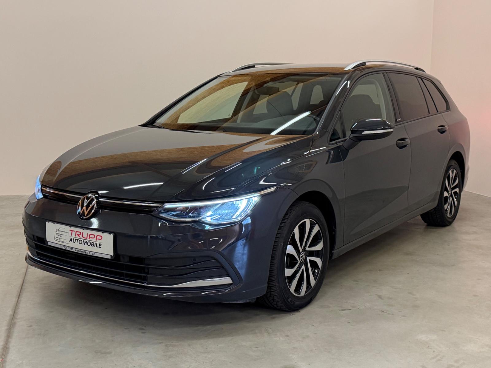 Volkswagen Golf VIII 2.0TDI/LED/AHK/ACC/SHZ/NAVI/PDC
