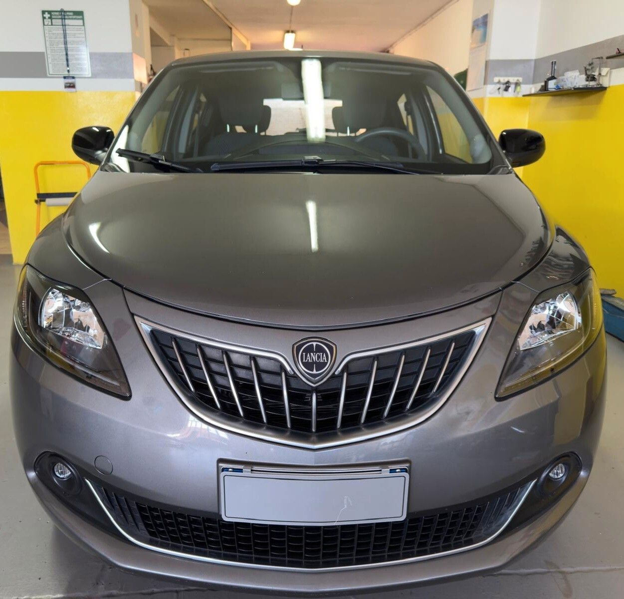 LANCIA Ypsilon