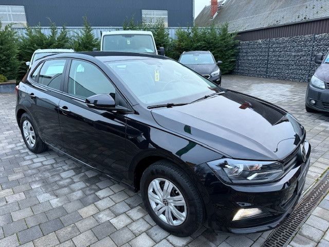 Volkswagen Polo VI/DAB/Navigation/Tempomat/Sitzheizung