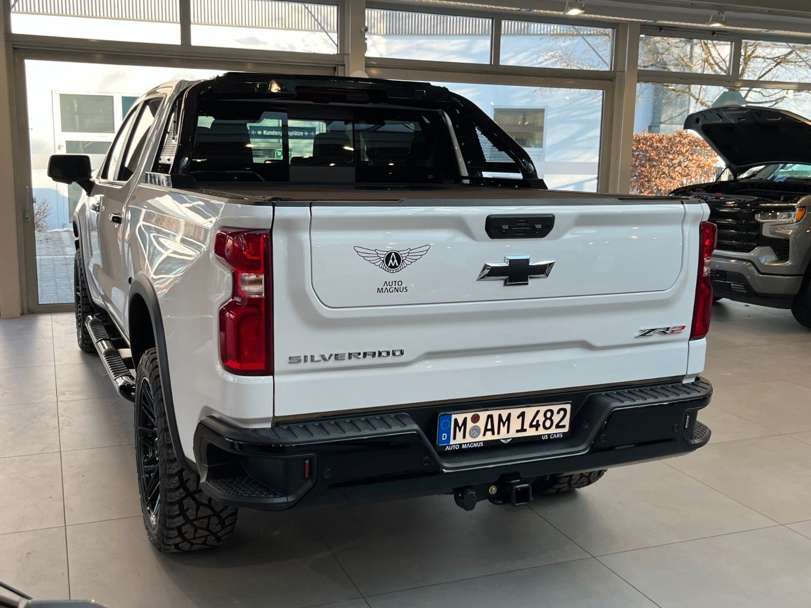 Fahrzeugabbildung Chevrolet Silverado ZR2 V8 6.2 Offroad-Paket*Head-Up*360°