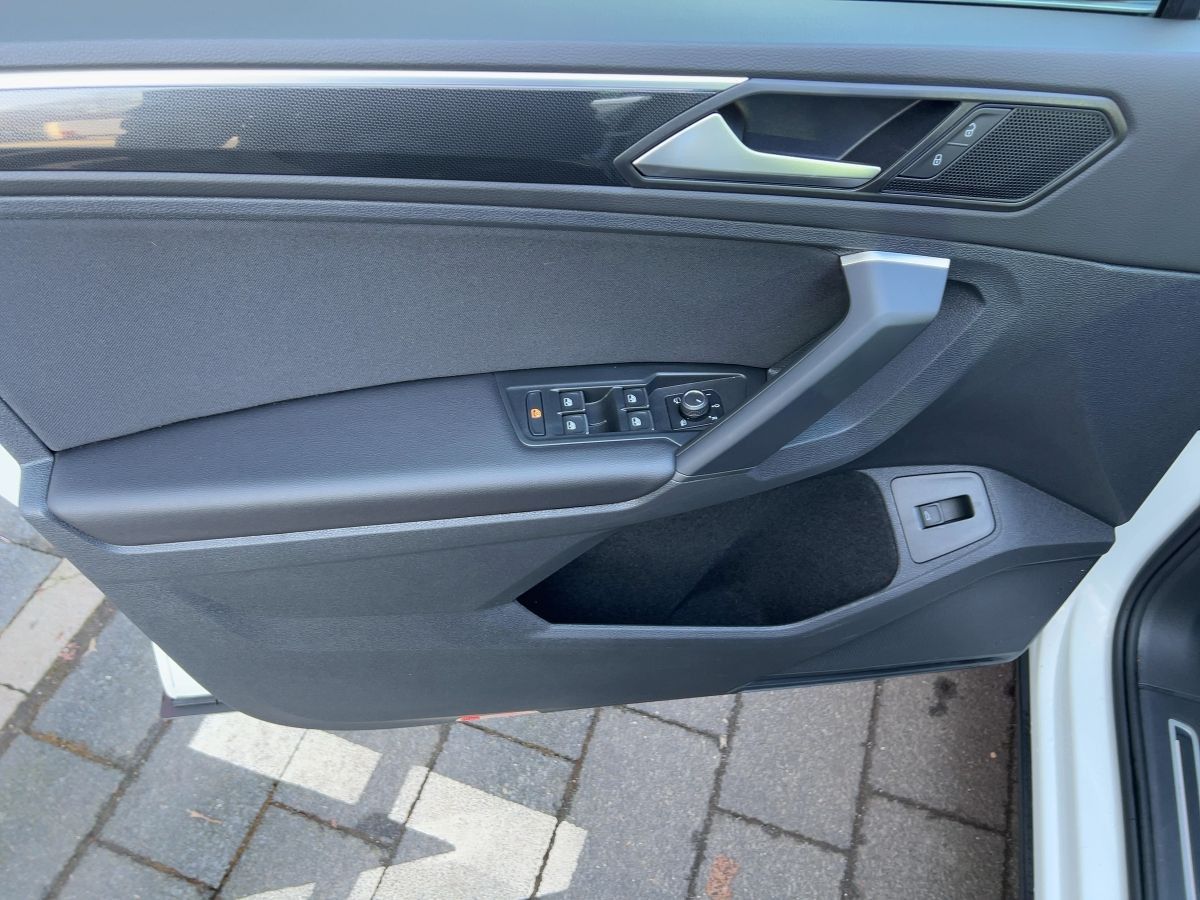 Volkswagen Tiguan - Bild 17