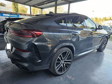 BMW X6 - 8