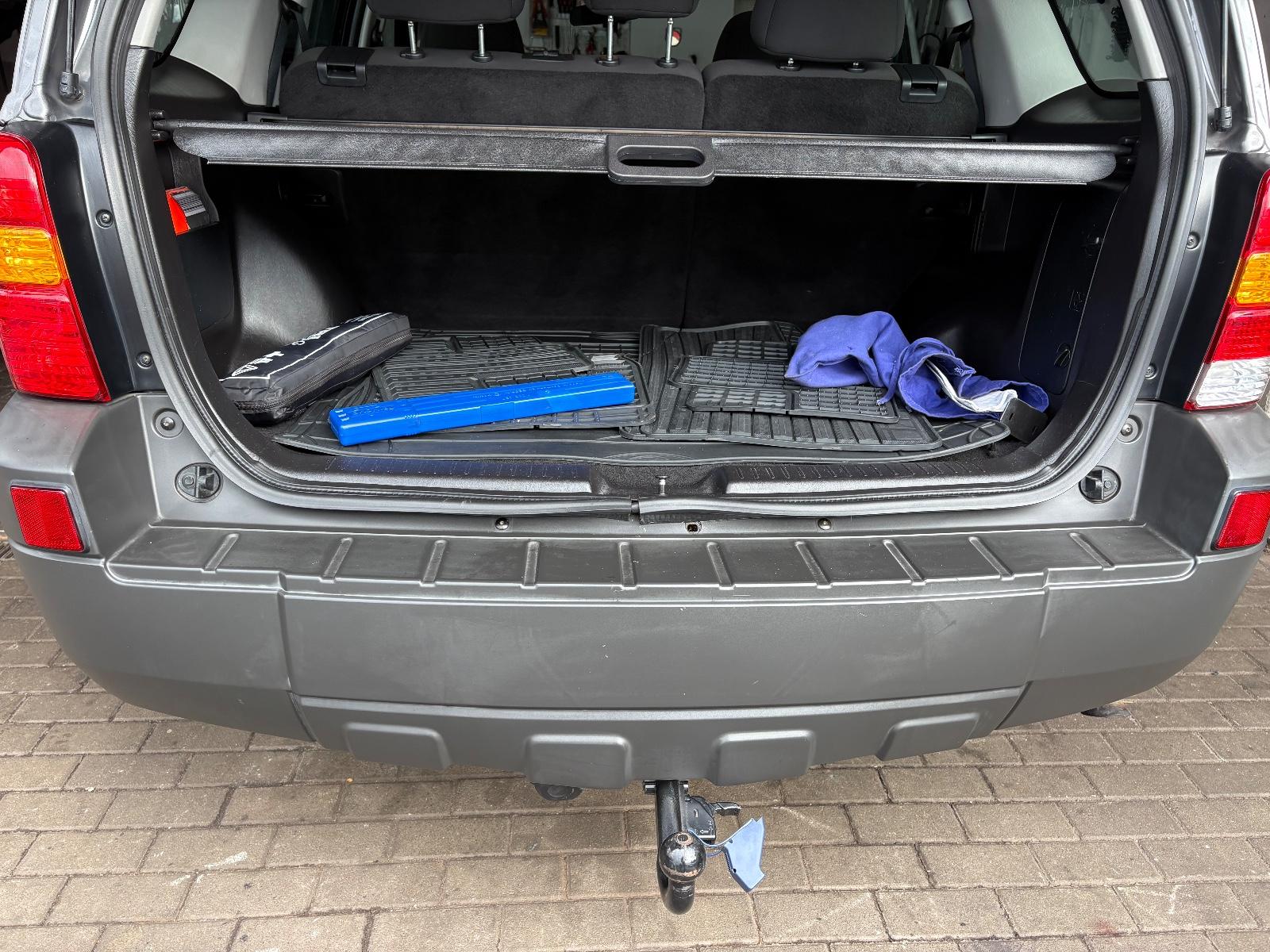 Ford Maverick 2004 — photo 16
