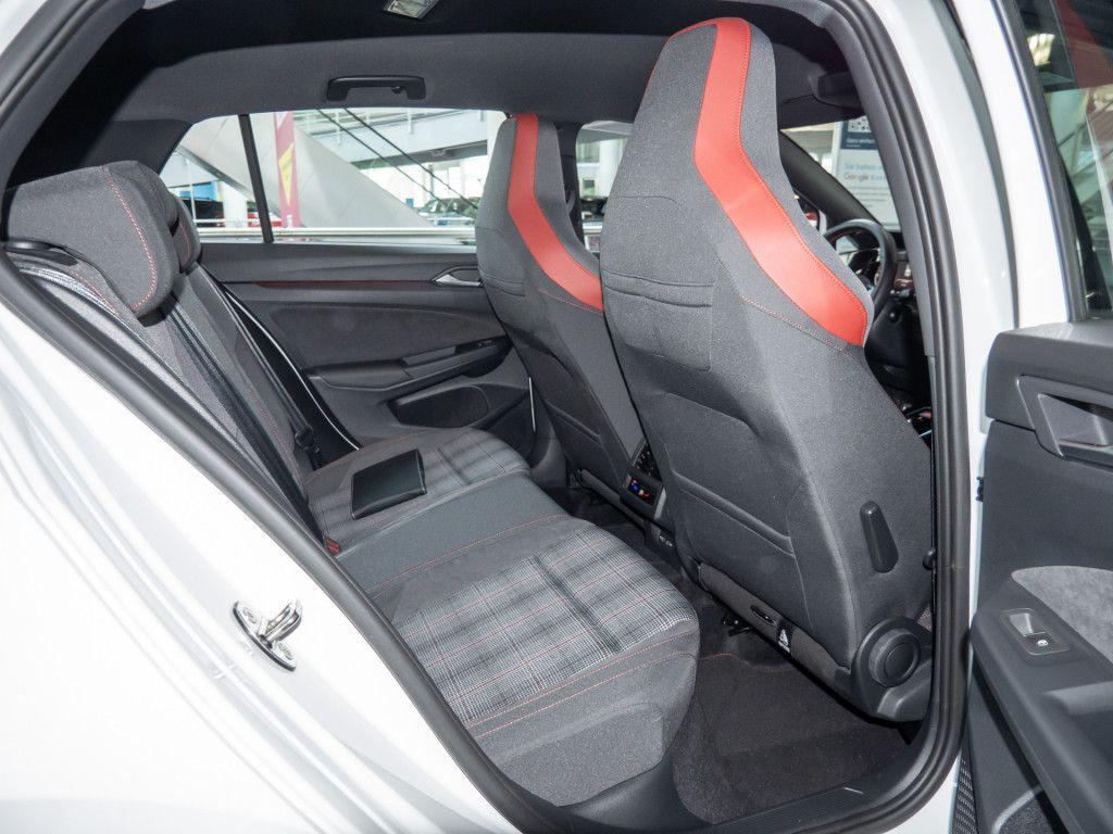 Volkswagen Golf VIII GTI 2.0 TSI LED APP Keyless ParkAssist, миниатюра 5
