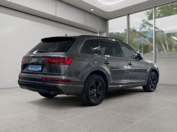 Audi Q7 - 3