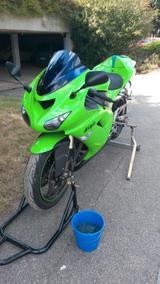 Kawasaki ZX10R - KAWASAKI 2006 ZX10R