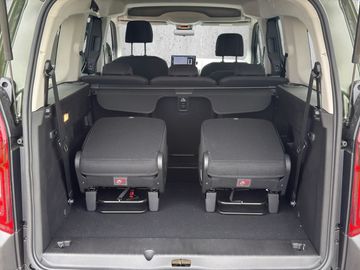 Fiat Doblo Maxi M1 1.5 130cv Kam.+Navi+SHZ+2xKlima