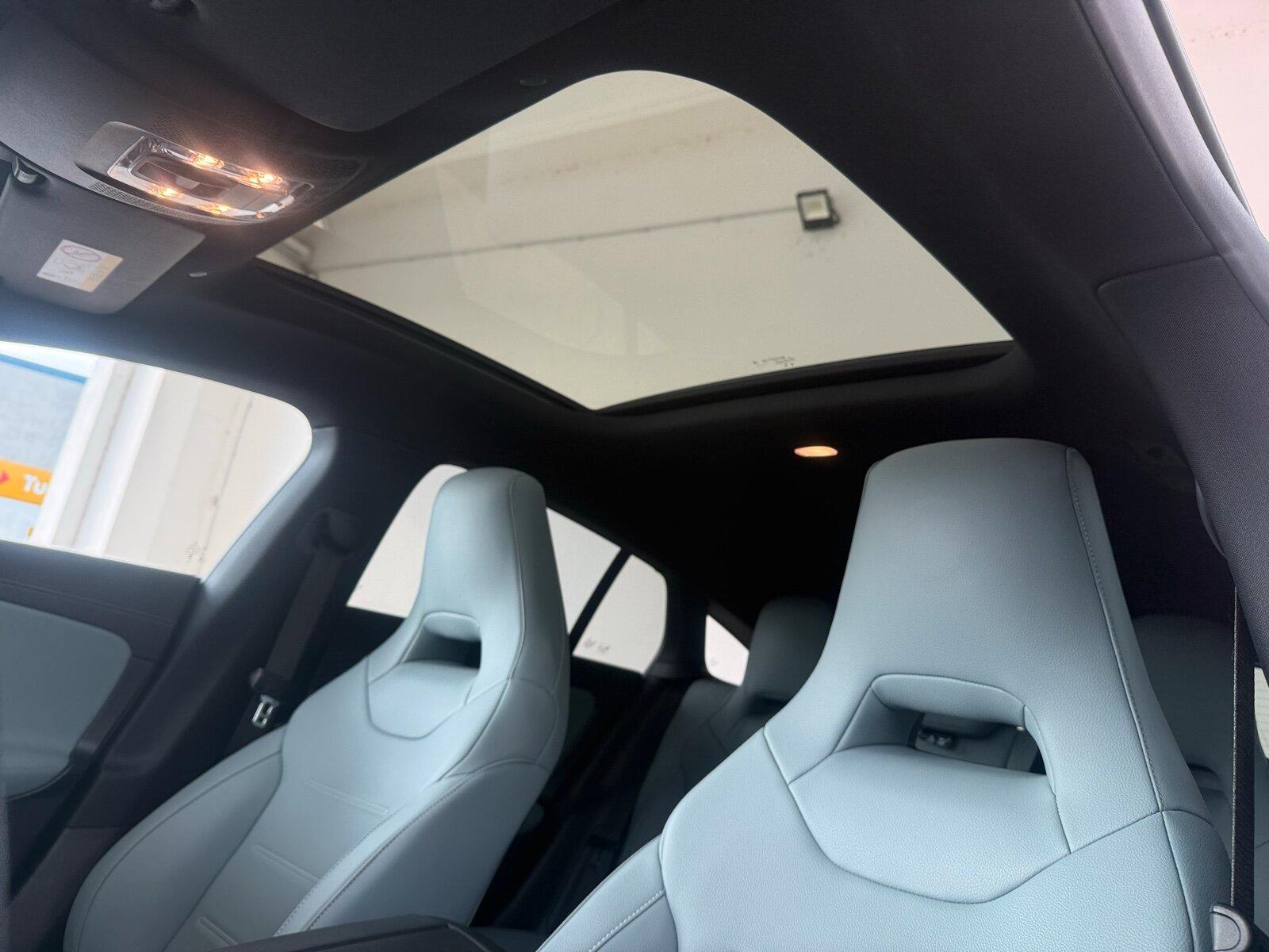 Mercedes-Benz CLA 35 AMG 4M SB Pano.-Dach/Distronic/Kamera/LED