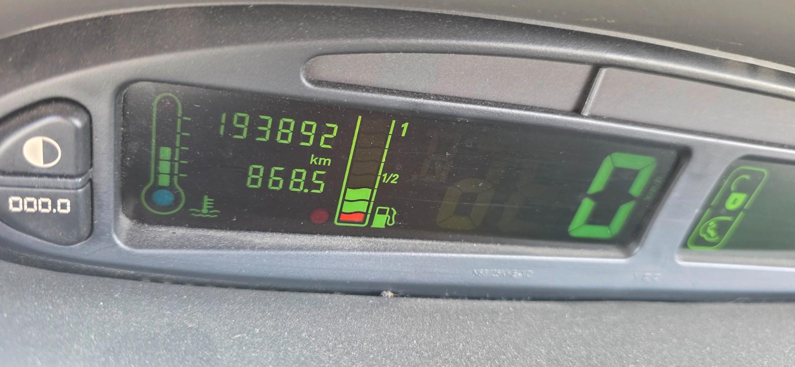 Citroën Xsara Picasso 1.8 16V Exclusive Klimaanlage, AHK