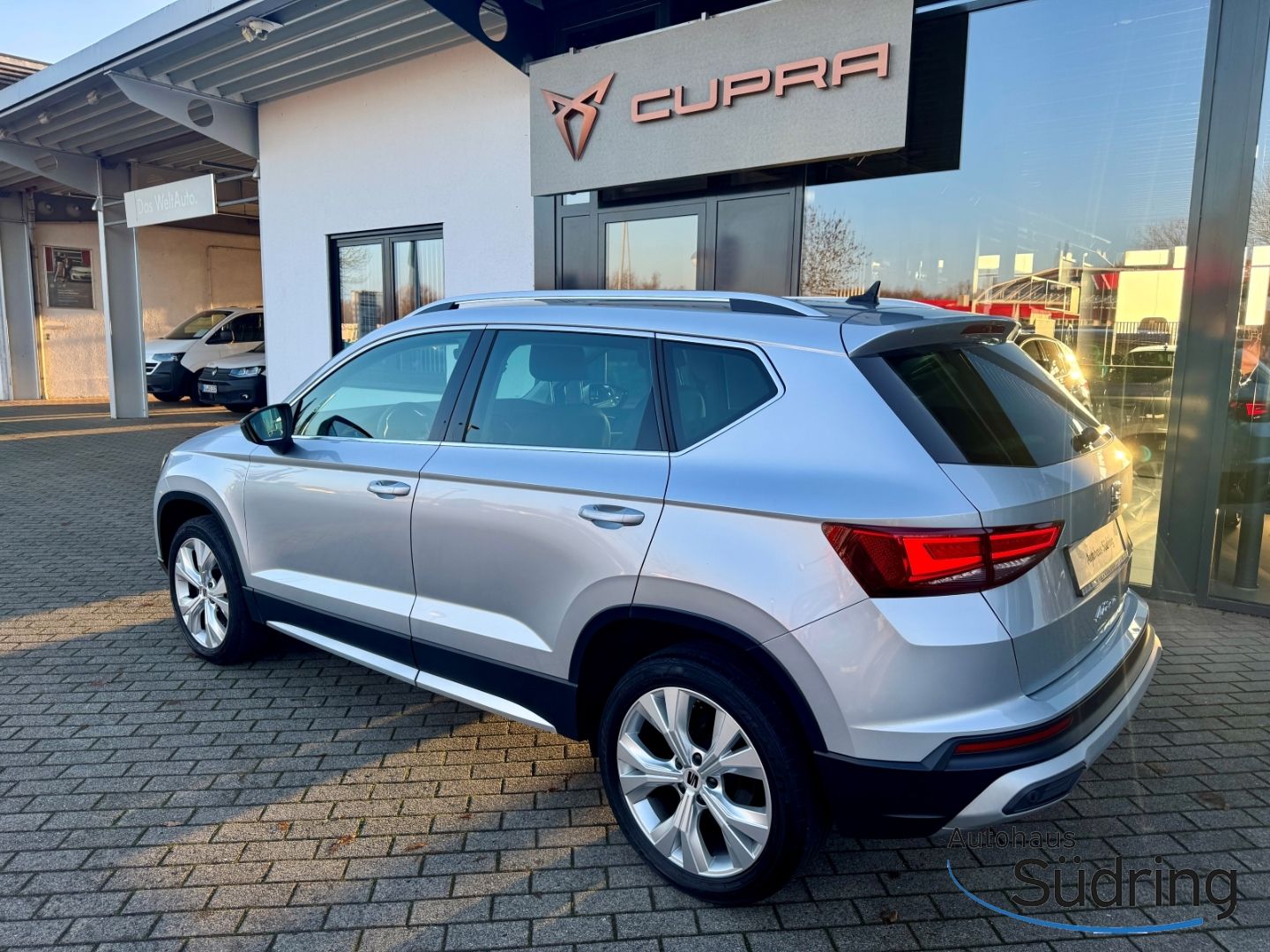 Ateca 2,0 TDI Xperience DSG AHK Navi beats Rfk.