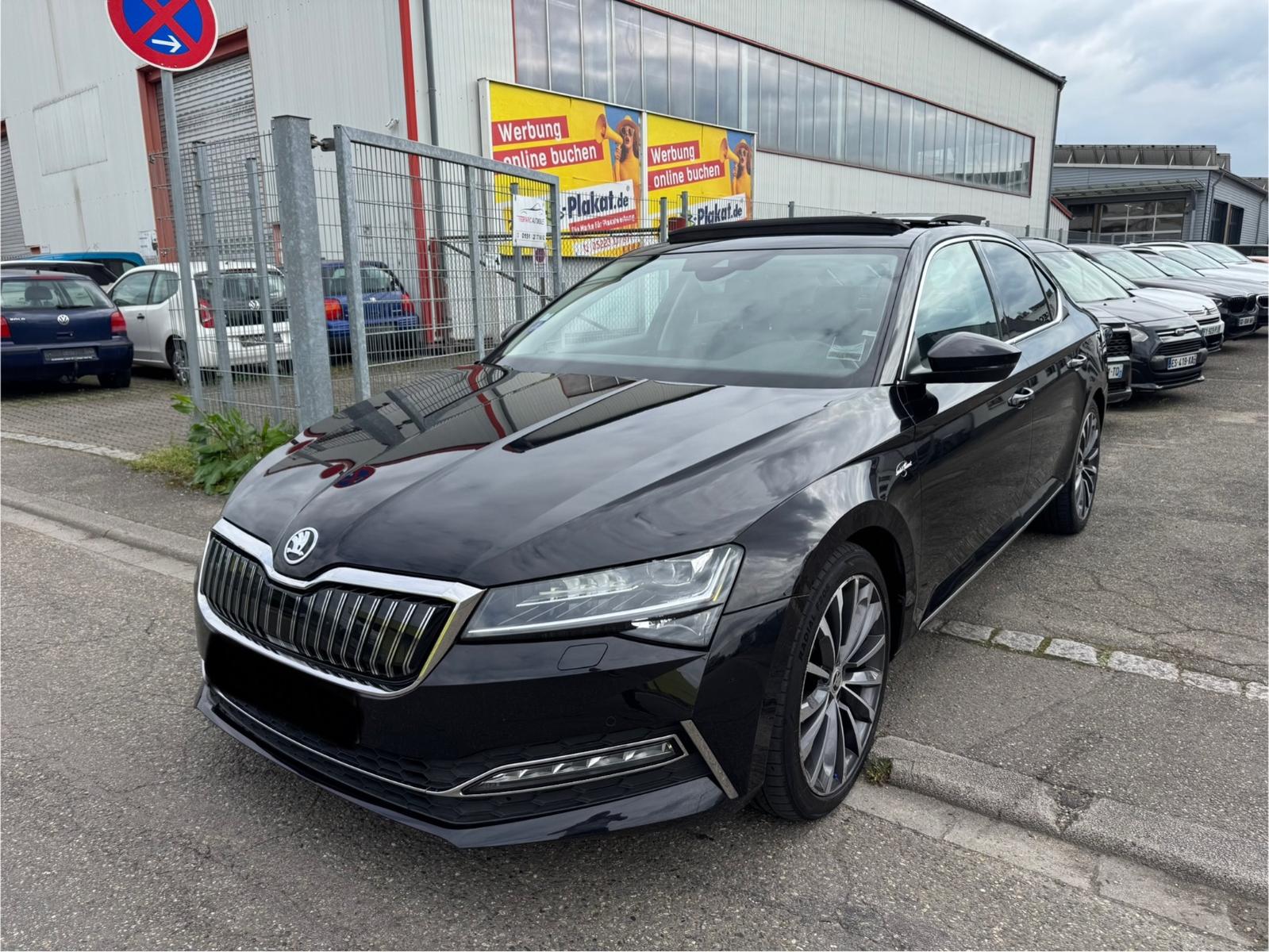 Skoda Superb Lim. L&K iV HYBRID Panorama Full