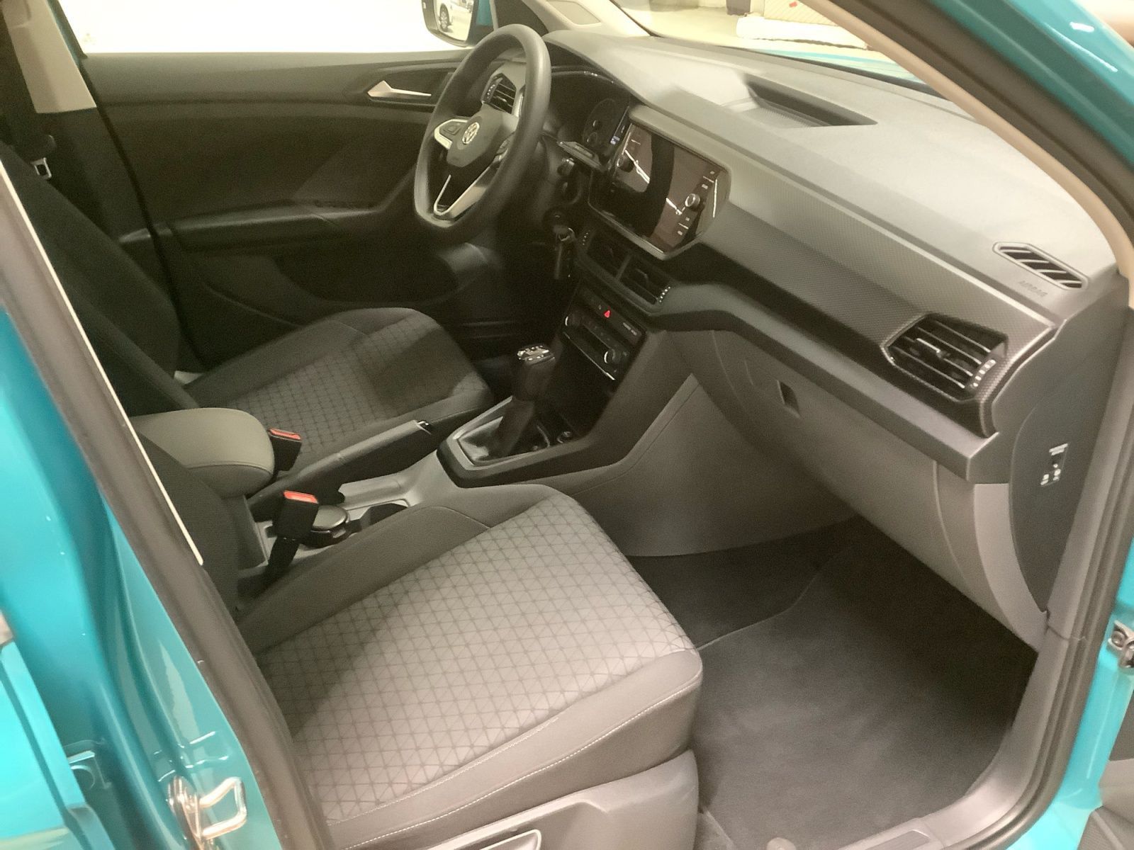 Volkswagen T-Cross 85kW ACC ALLWETTERR LED ALU