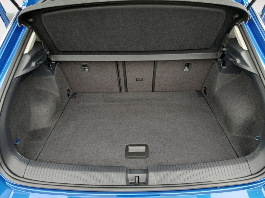 Fahrzeugabbildung Volkswagen T-Roc 1.5 TSI ACT Style Climatronic,NSW,PDC