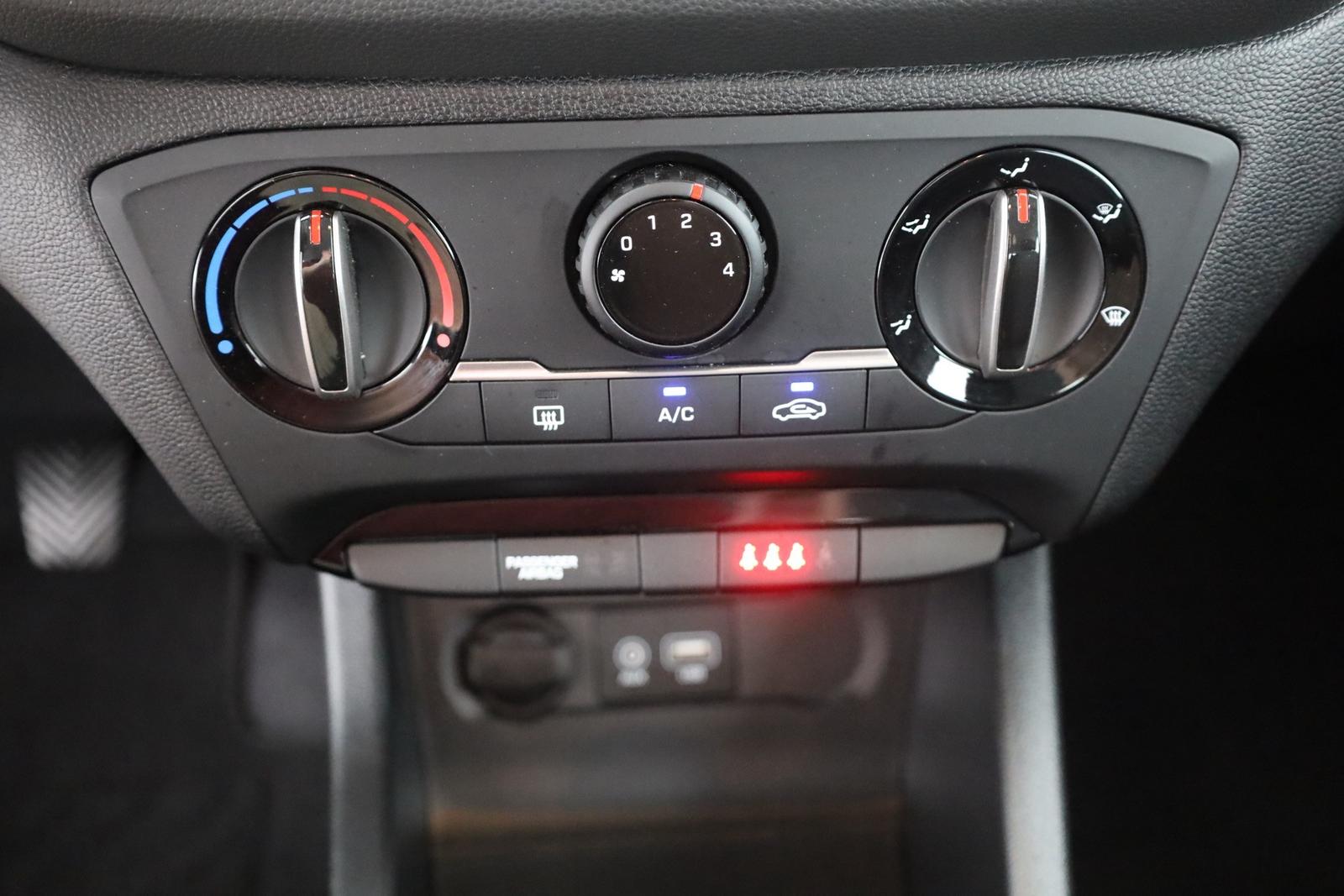 Hyundai i20 1.2 Select Tempomat Klima USB AUX Spurhalte, миниатюра 12