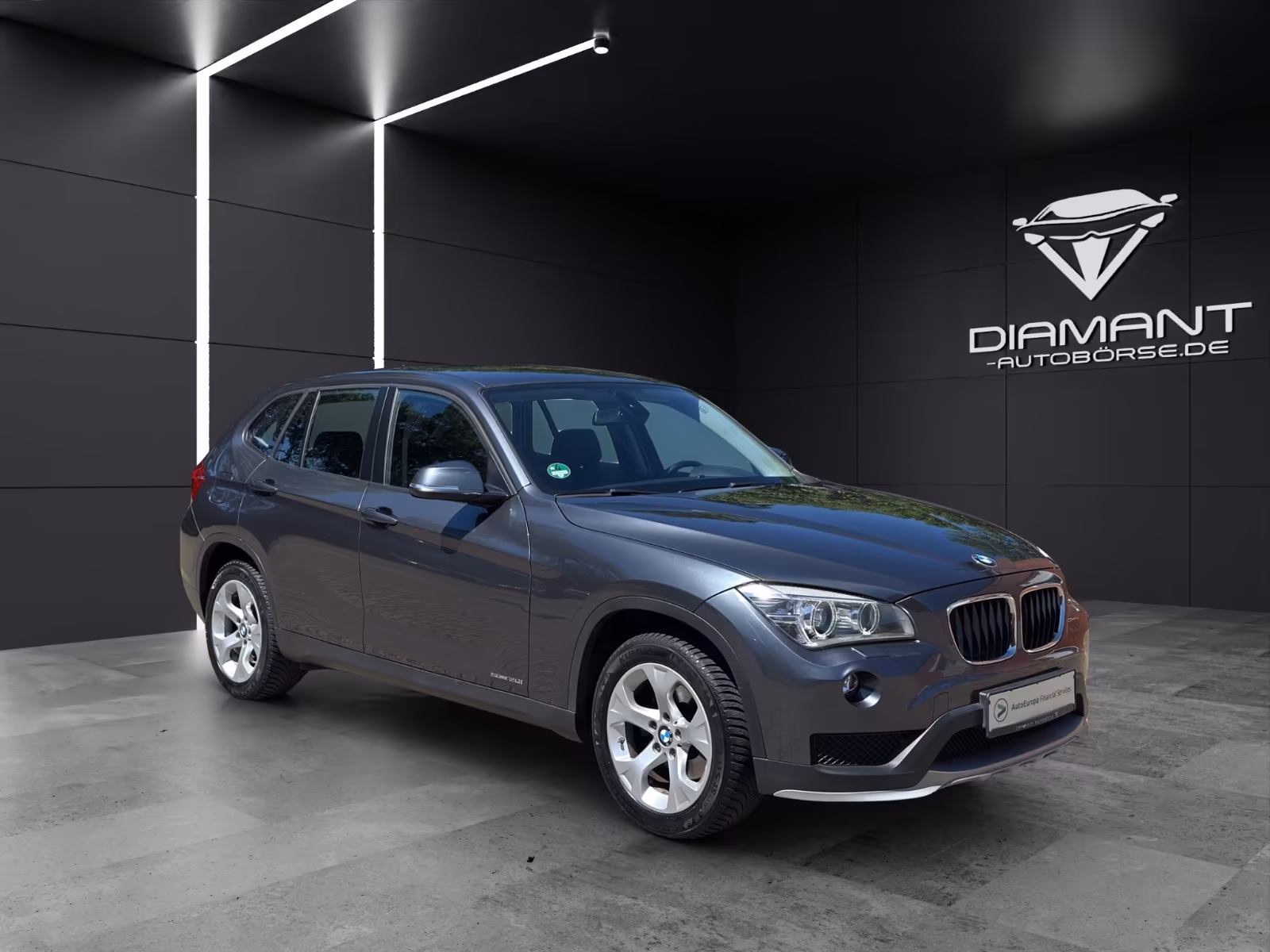 BMW X1 20 i sDrive *BI-XEN*NAVI*LM